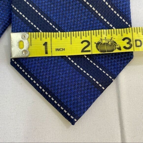 Tommy Hilfiger Blue and Navy Thick Striped Tie - Picture 3 of 5